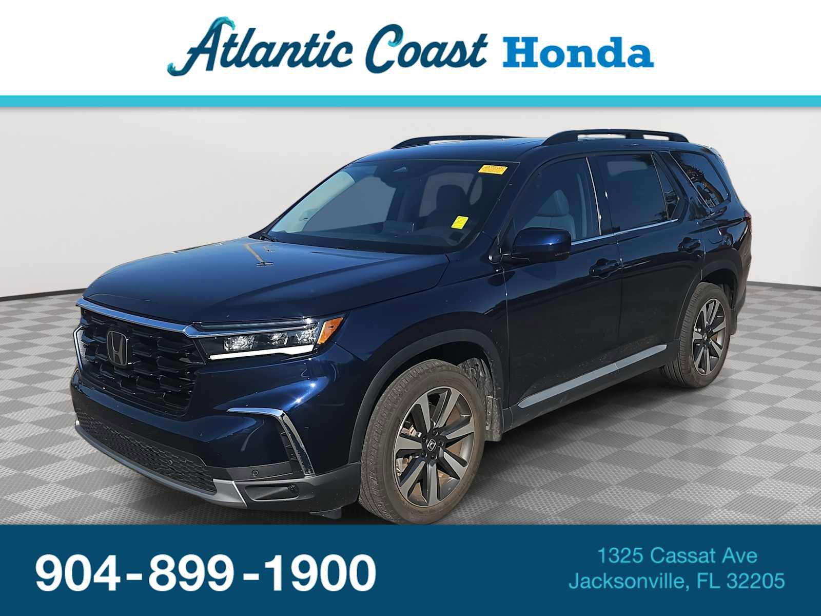 Certified 2024 Honda Pilot Touring image 1