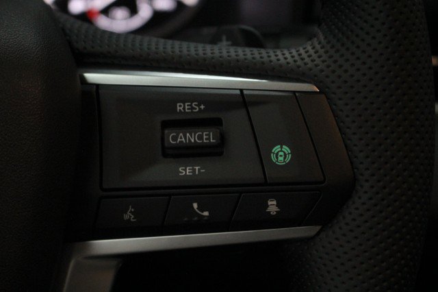 New 2026 Mitsubishi Outlander SE image 10