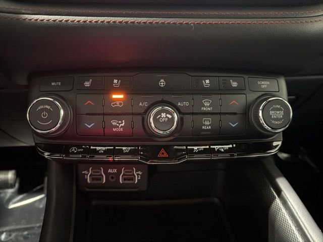 Used 2023 Dodge Durango GT image 17