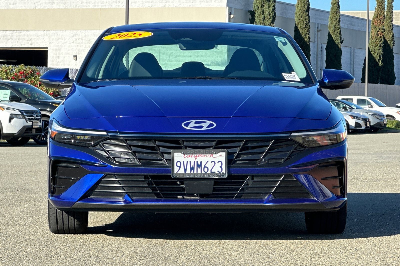 Used 2025 Hyundai Elantra Limited image 9