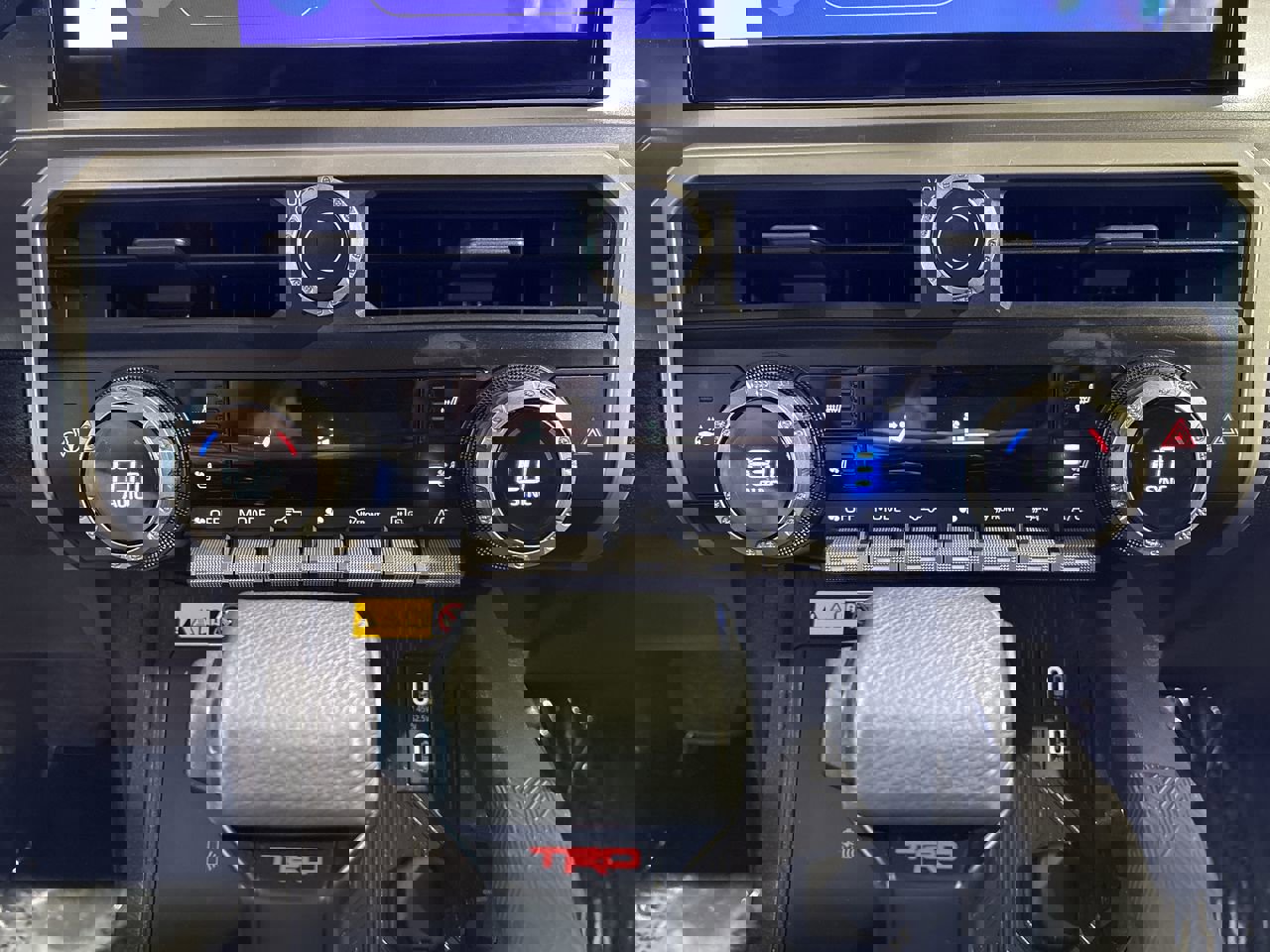 Certified 2024 Toyota Tacoma TRD Off-Road w/ TRD Off Road Premium Package image 20