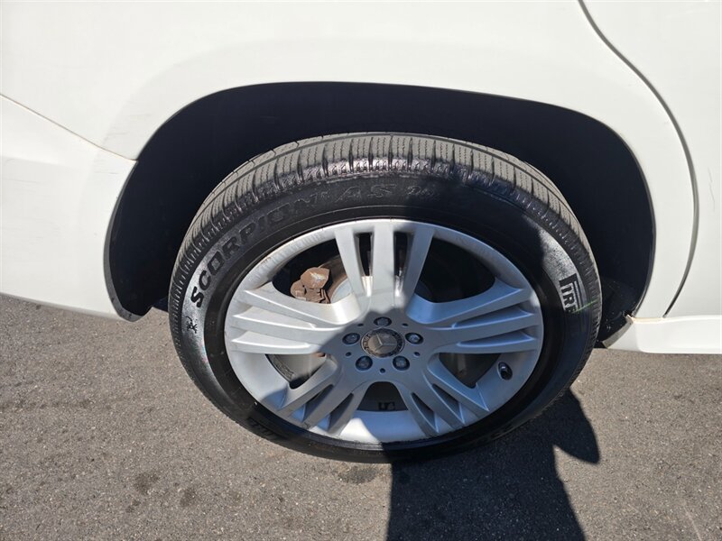 Used 2015 Mercedes-Benz GLK 350 4MATIC image 27