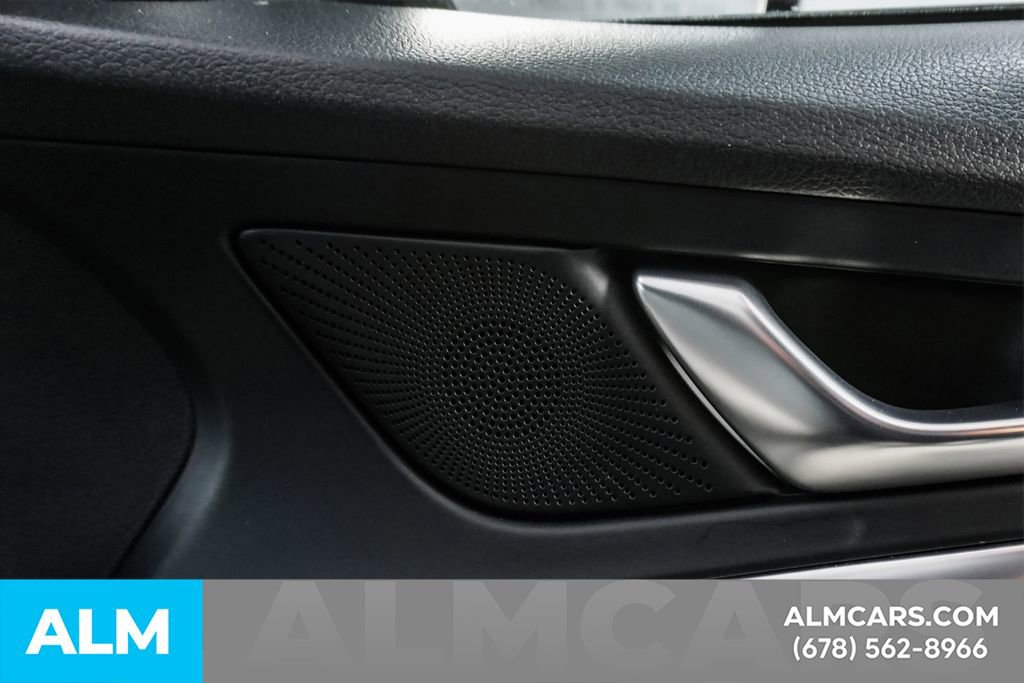 Used 2025 Genesis G70 2.5T RWD image 46