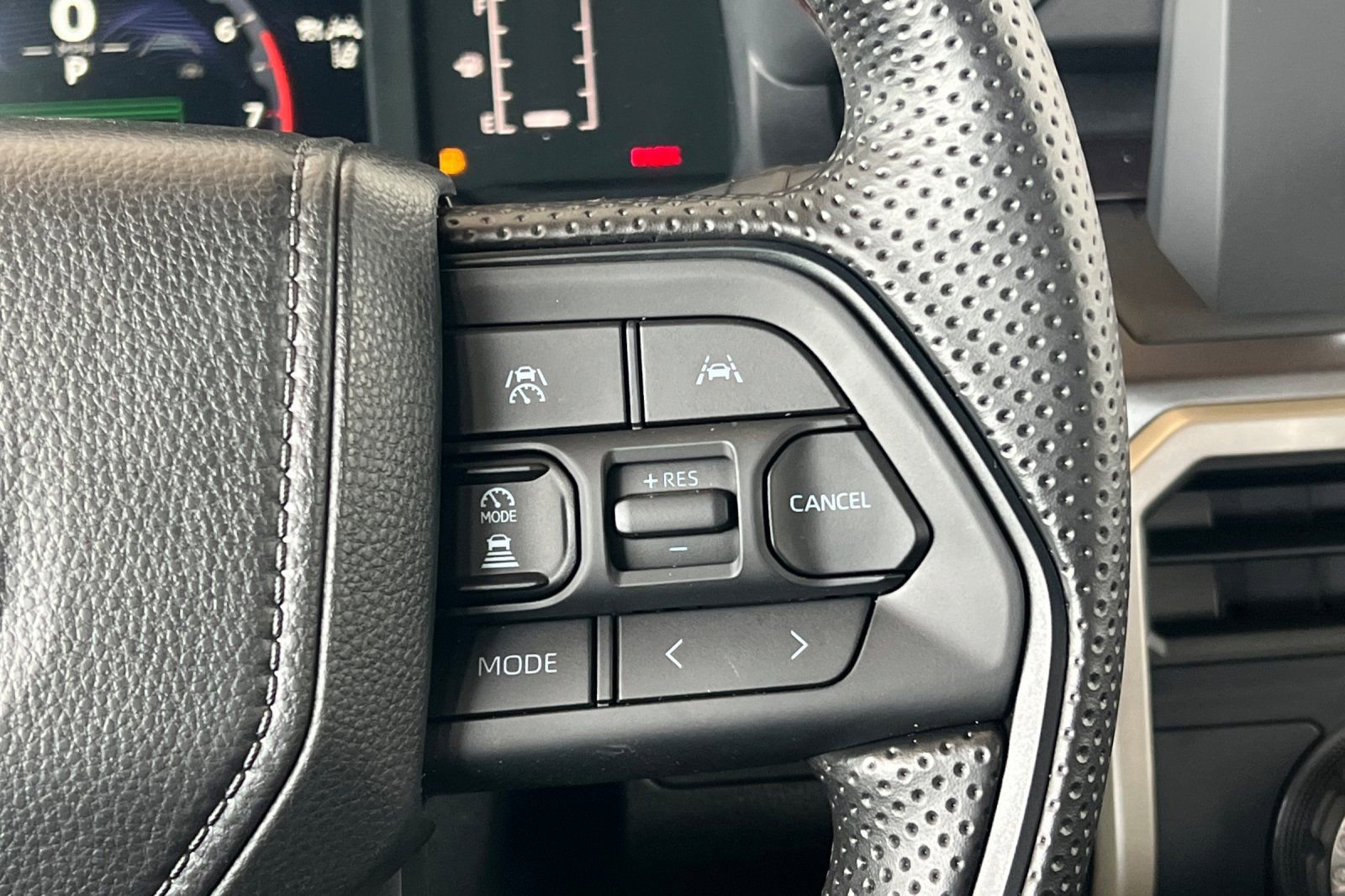 Certified 2025 Toyota Tacoma SR5 image 29