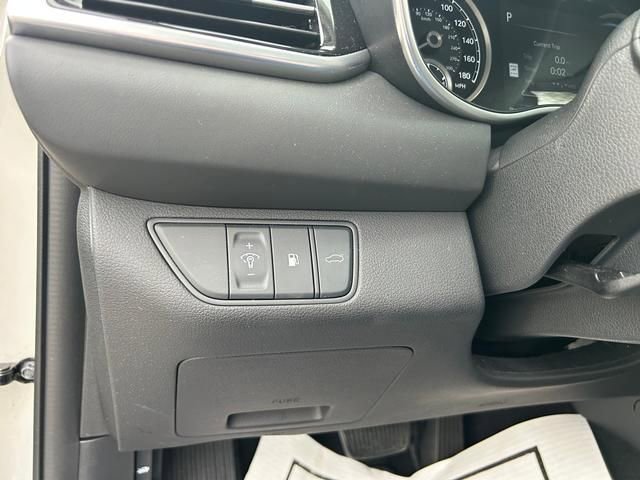 Used 2024 Genesis G70 2.5T image 24