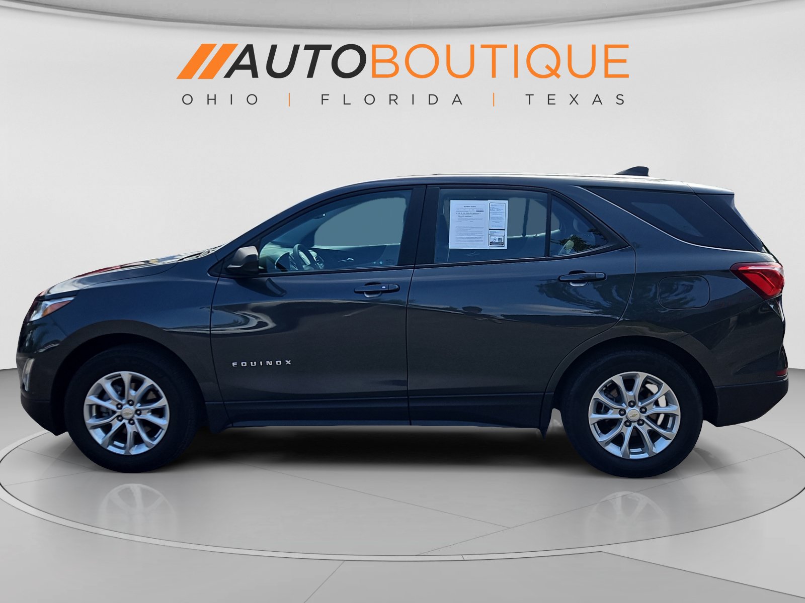 Used 2021 Chevrolet Equinox LS FWD image 2