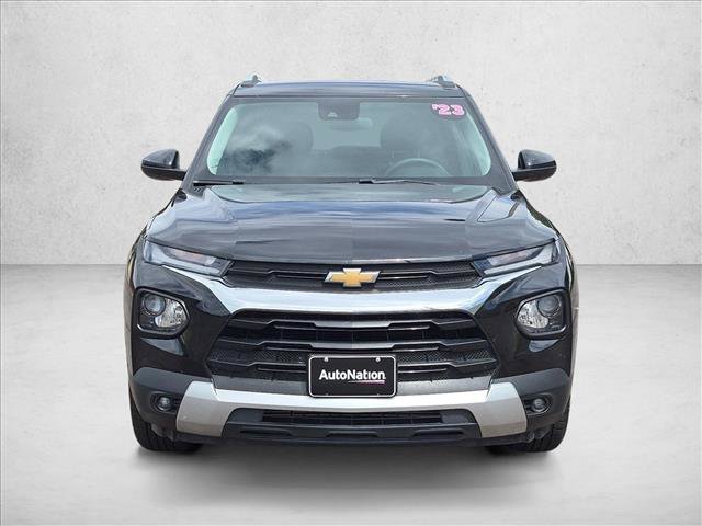 Used 2023 Chevrolet TrailBlazer LT AWD/4WD image 2