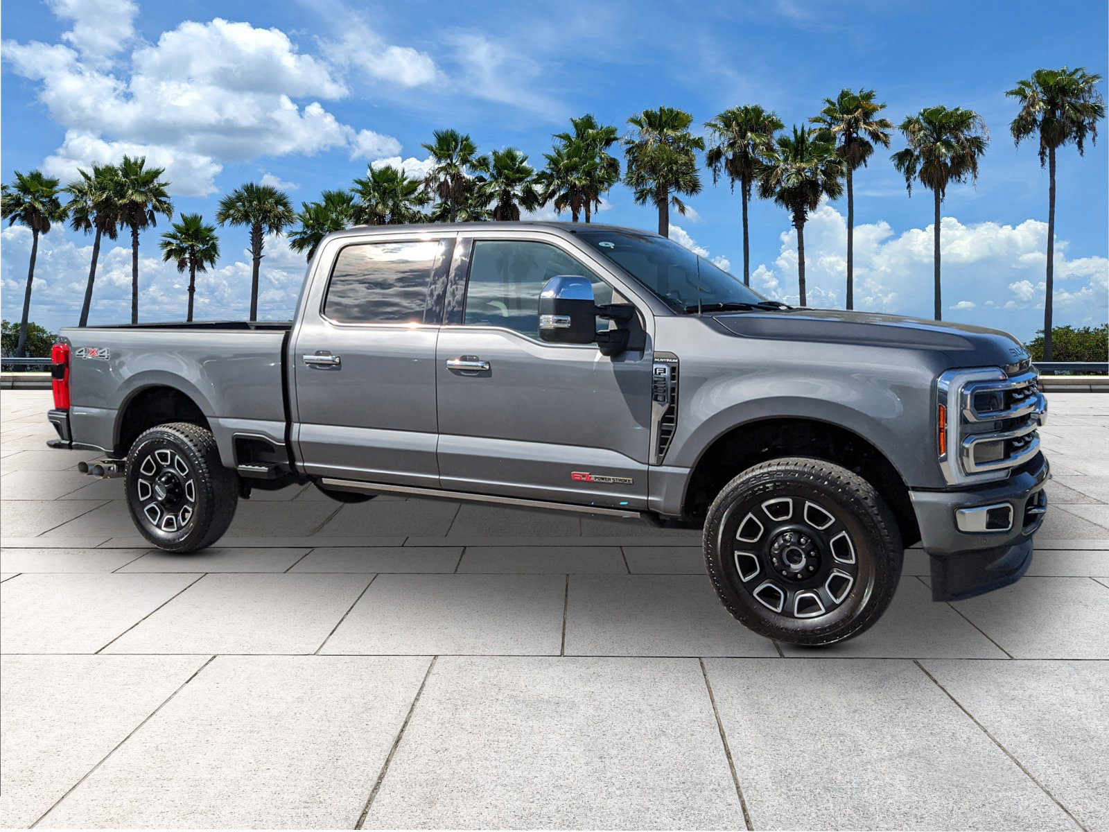Used 2024 Ford F250 Platinum image 2