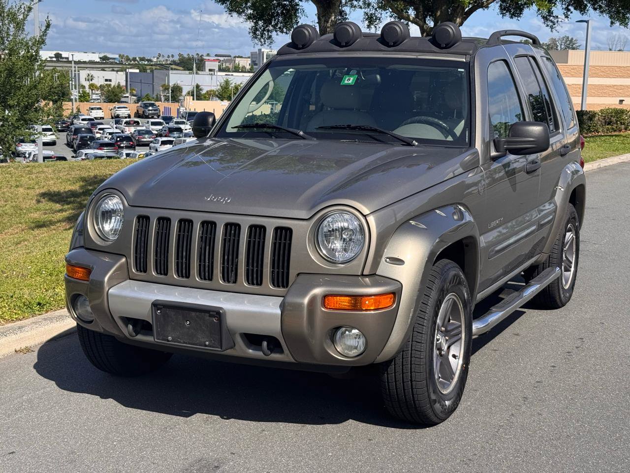Used 2004 Jeep Liberty Renegade w/ Security Group AWD/4WD image 3
