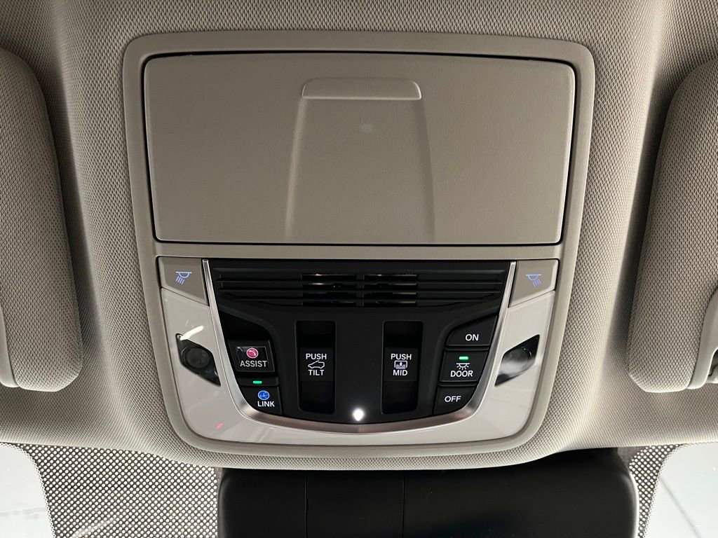 New 2026 Acura RDX SH-AWD w/ Advance Package image 9