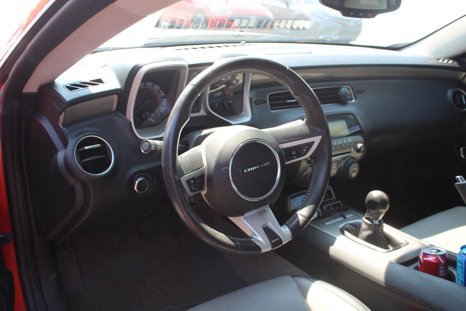 Used 2011 Chevrolet Camaro SS w/ LPO, Ground Effects Package RWD image 9