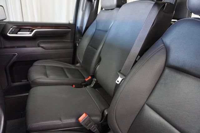 Used 2025 GMC Sierra 1500 SLT RWD image 13