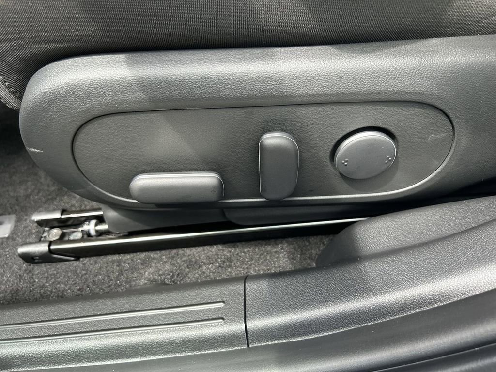 New 2025 Hyundai Ioniq 5 SE RWD image 23