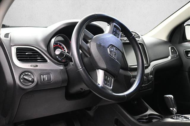 Used 2020 Dodge Journey Crossroad FWD image 8