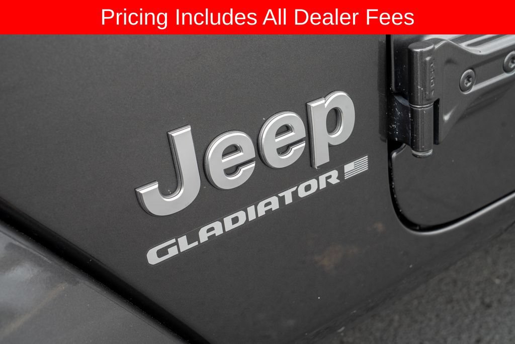 Used 2023 Jeep Gladiator Overland AWD/4WD image 13