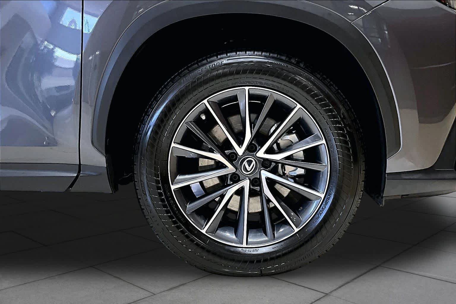 Certified 2023 Lexus NX 250 FWD image 10