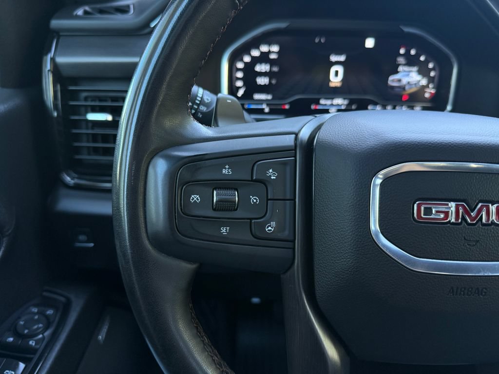 Used 2023 GMC Sierra 1500 AT4 w/ Technology Package AWD/4WD image 32