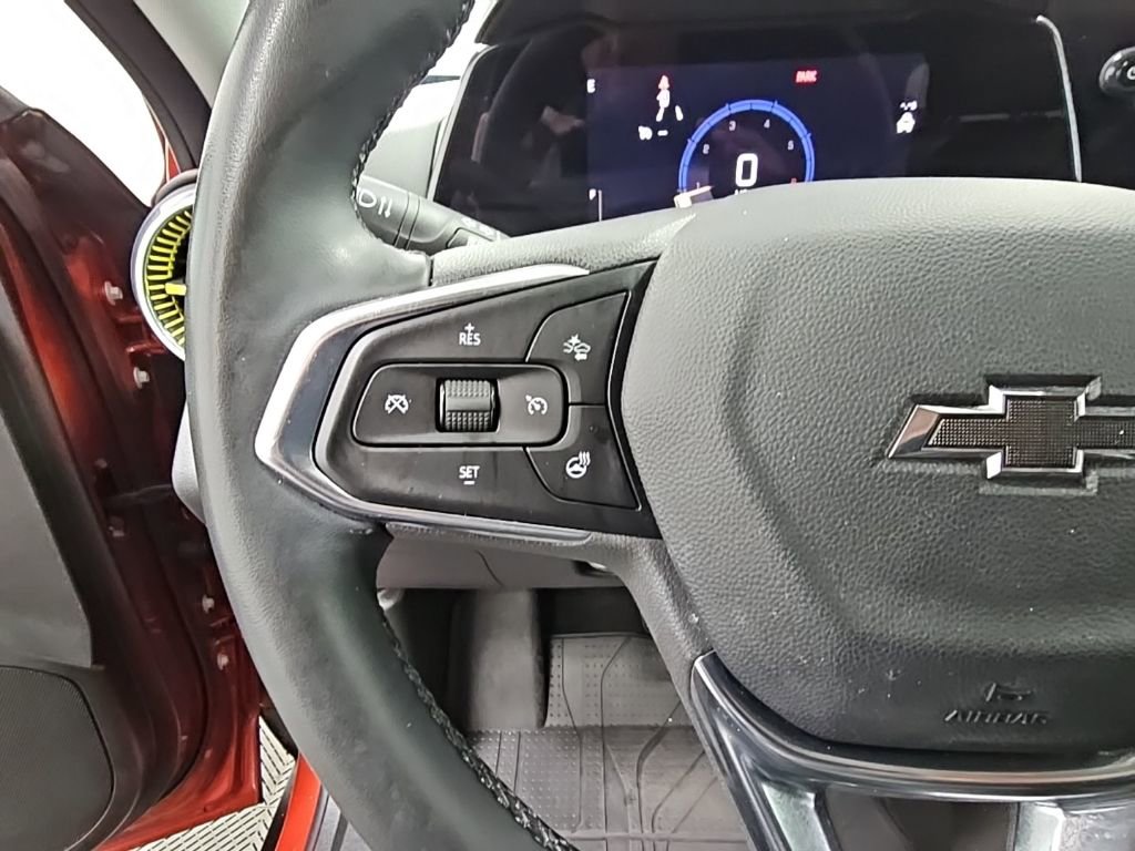 Used 2024 Chevrolet Trax ACTIV w/ Driver Confidence Package image 25