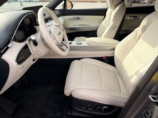 Used 2024 Genesis Electrified GV70 AWD/4WD image 12