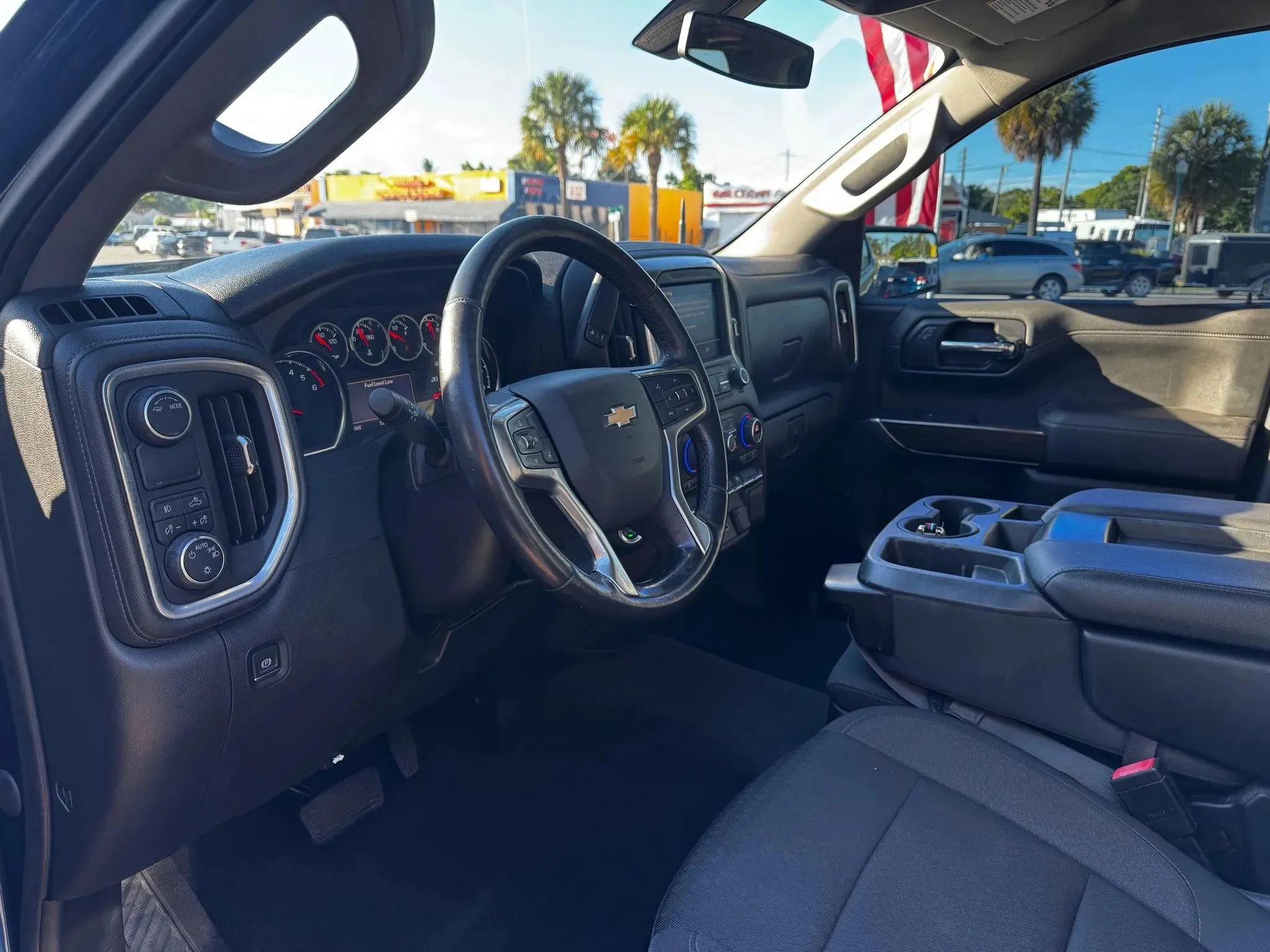 Used 2021 Chevrolet Silverado 1500 RST image 15