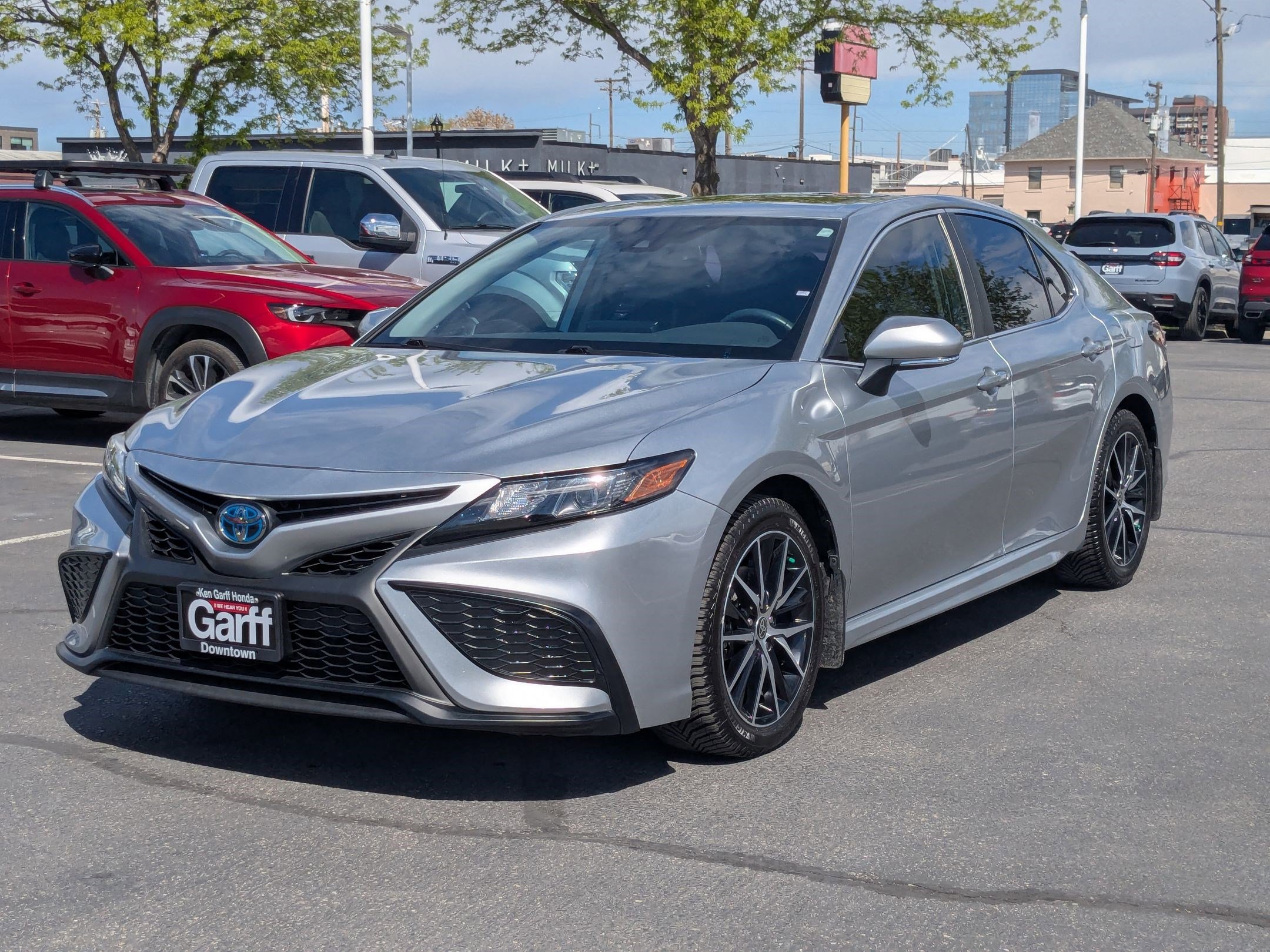 Used 2022 Toyota Camry SE w/ Audio Upgrade Package image 10