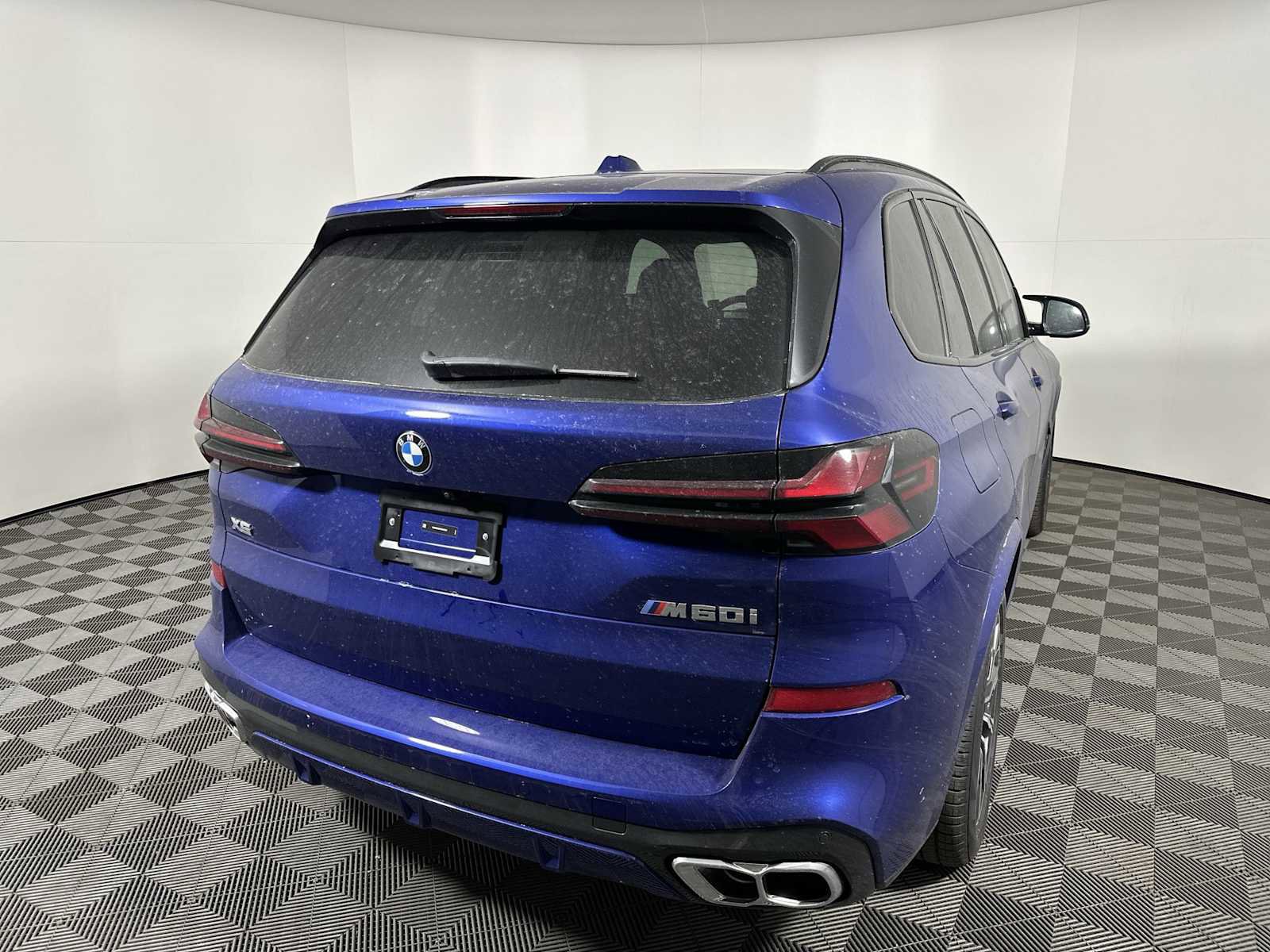 New 2026 BMW X5 M60i w/ Executive Package image 9