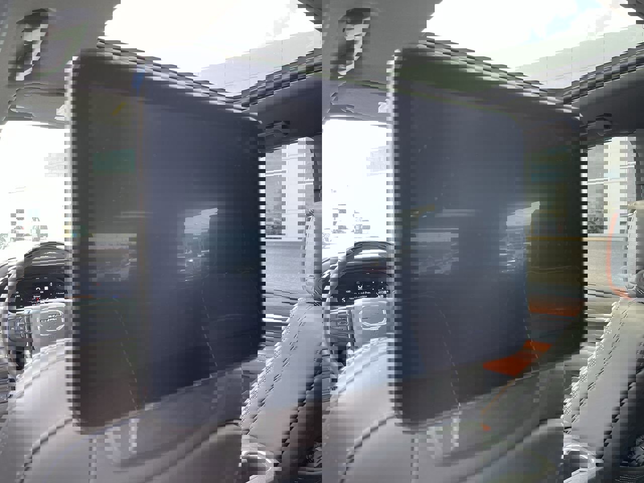 Certified 2024 GMC Yukon Denali Ultimate image 36