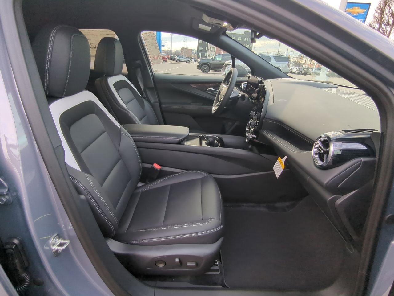 New 2026 Chevrolet Blazer EV LT image 29