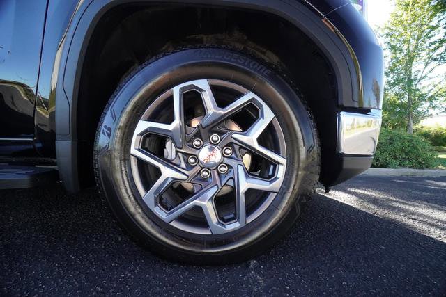 Used 2024 GMC Sierra 1500 SLT w/ SLT Premium Plus Package image 44