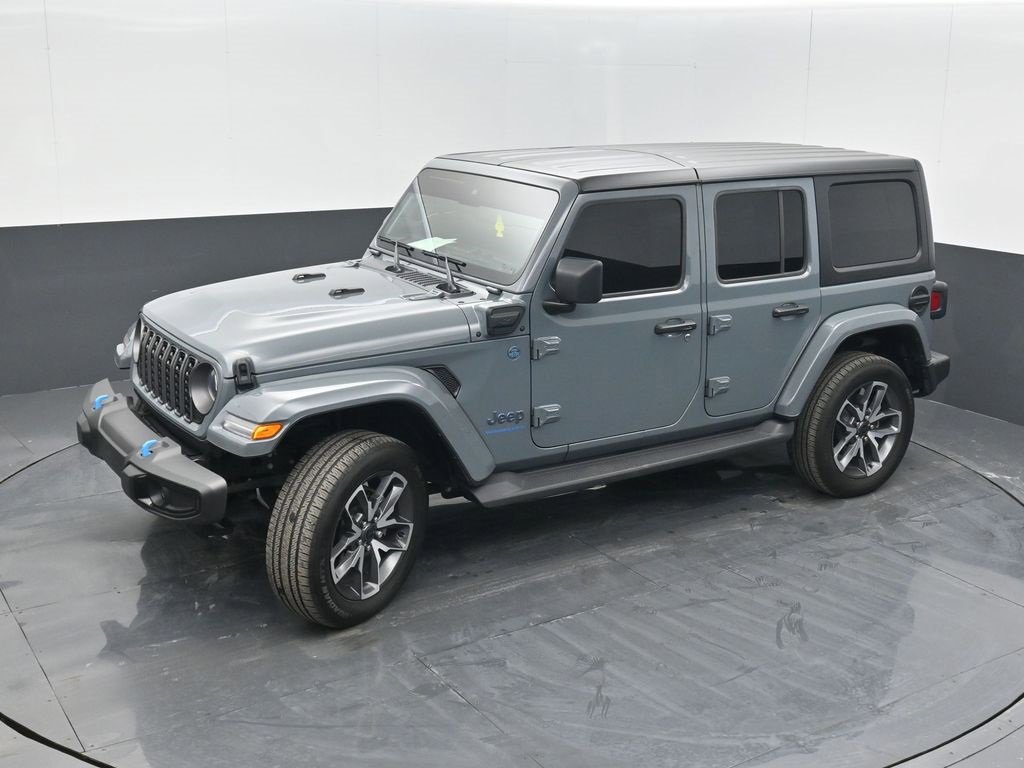 Used 2024 Jeep Wrangler Unlimited w/ Convenience Group image 39