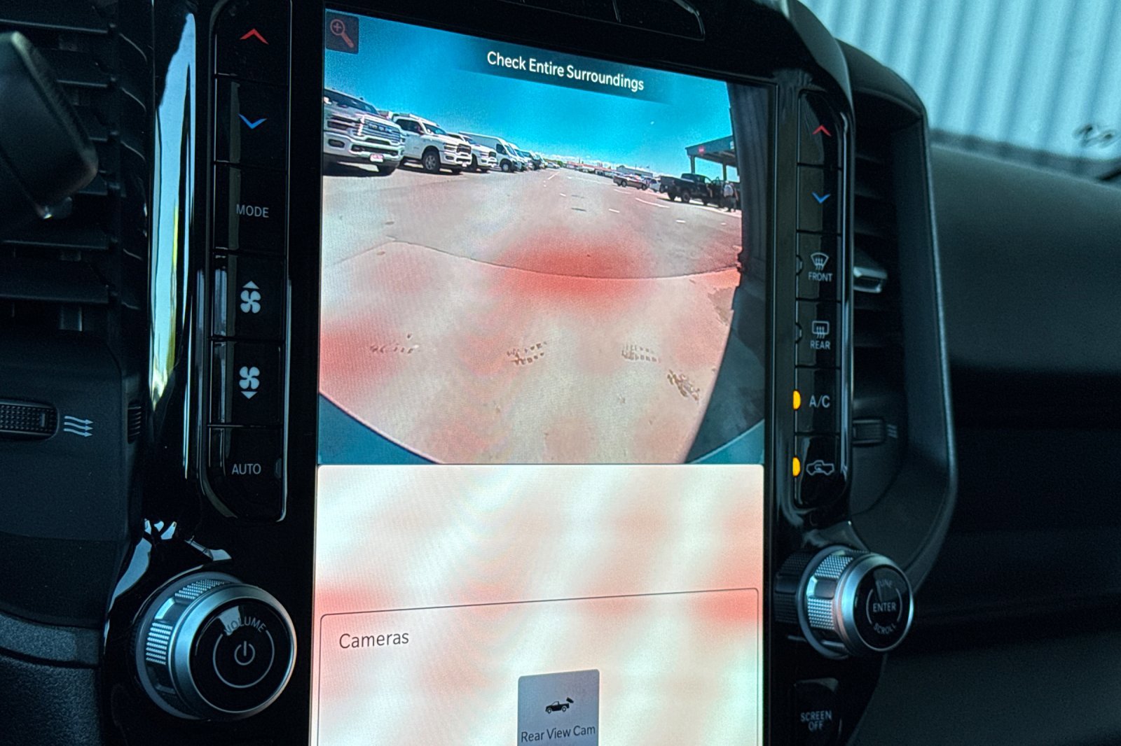 New 2026 RAM 2500 Tradesman AWD/4WD image 17