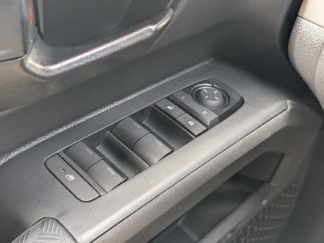 Certified 2024 Toyota Tacoma SR5 AWD/4WD image 28