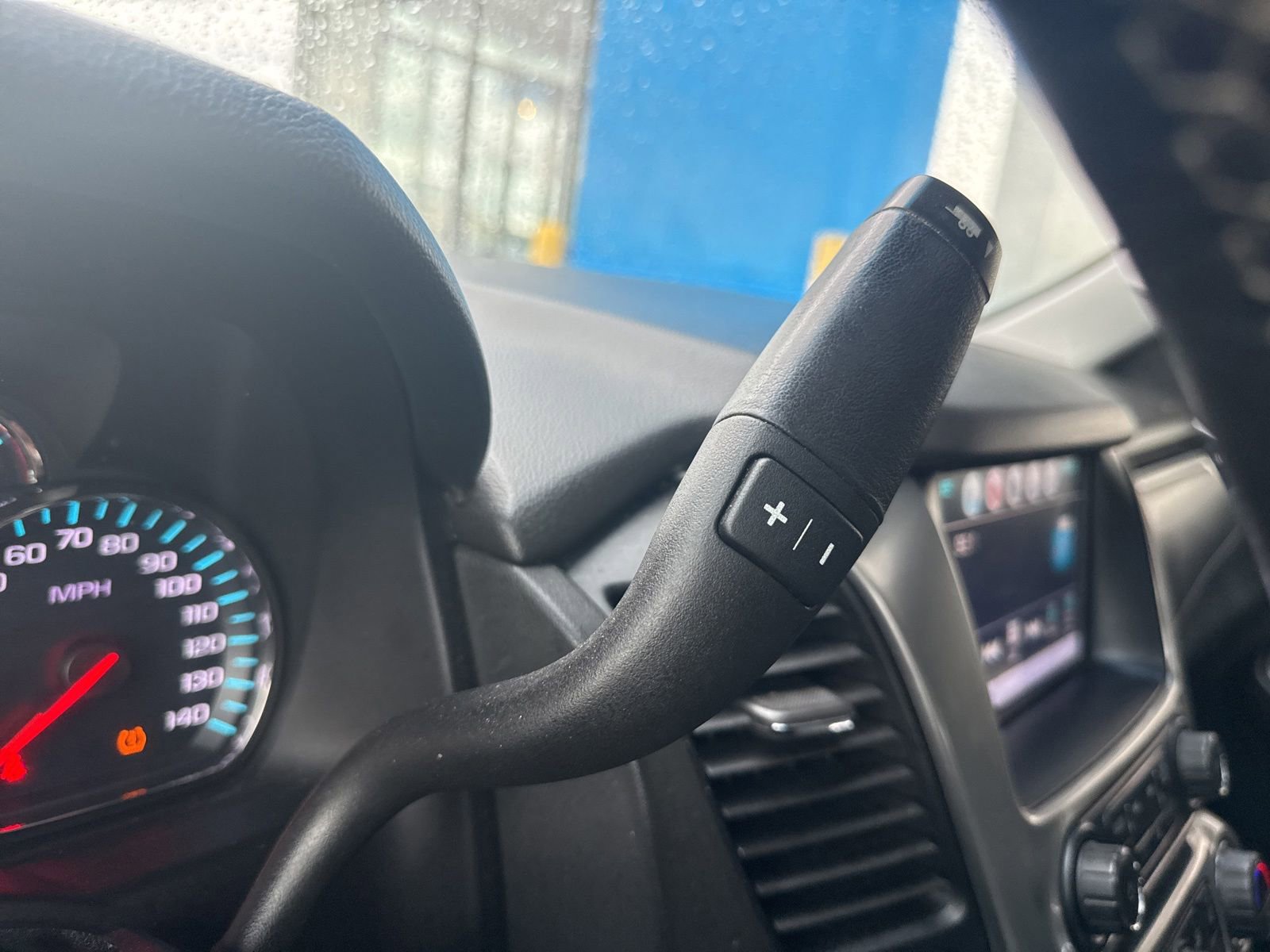 Used 2019 Chevrolet Suburban Premier AWD/4WD image 39