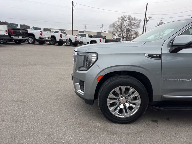 Used 2023 GMC Yukon Denali image 5