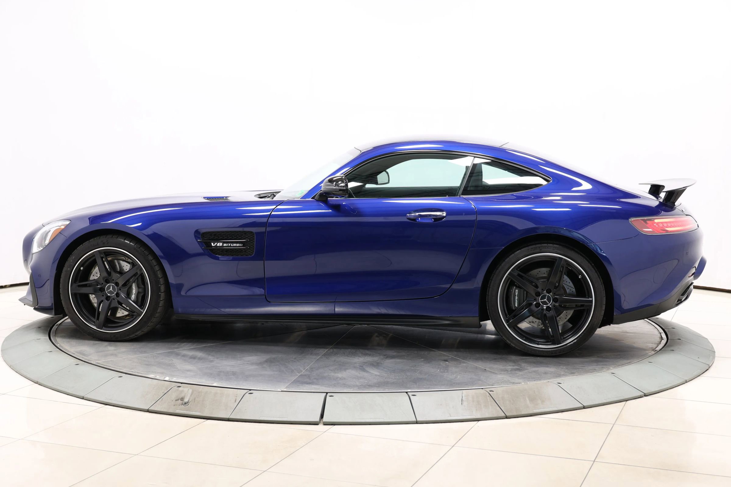 Used 2017 Mercedes-Benz AMG GT Coupe image 8