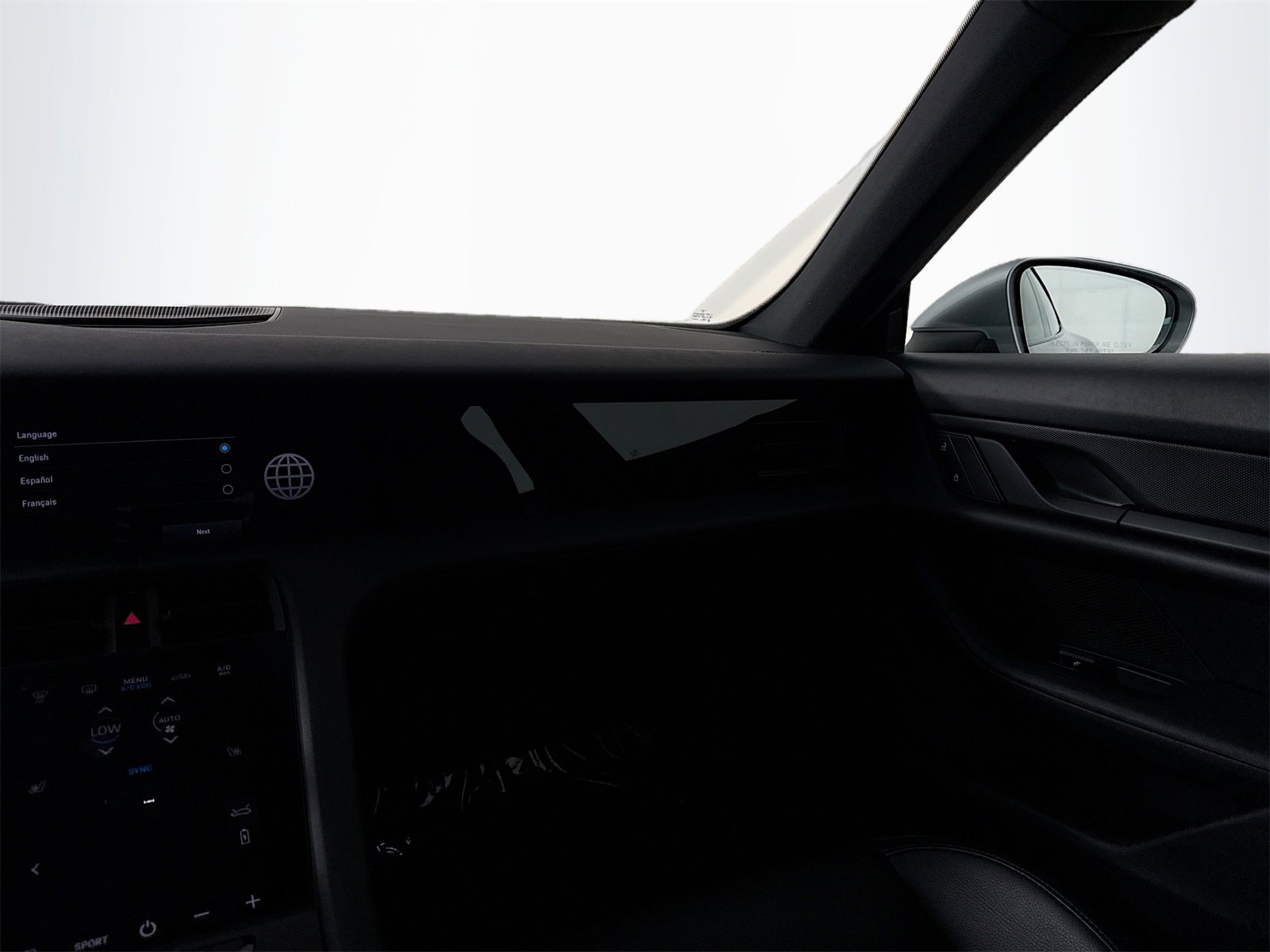 Certified 2022 Porsche Taycan image 19