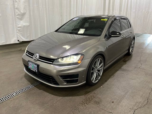 Used 2017 Volkswagen Golf R 4-Door image 8