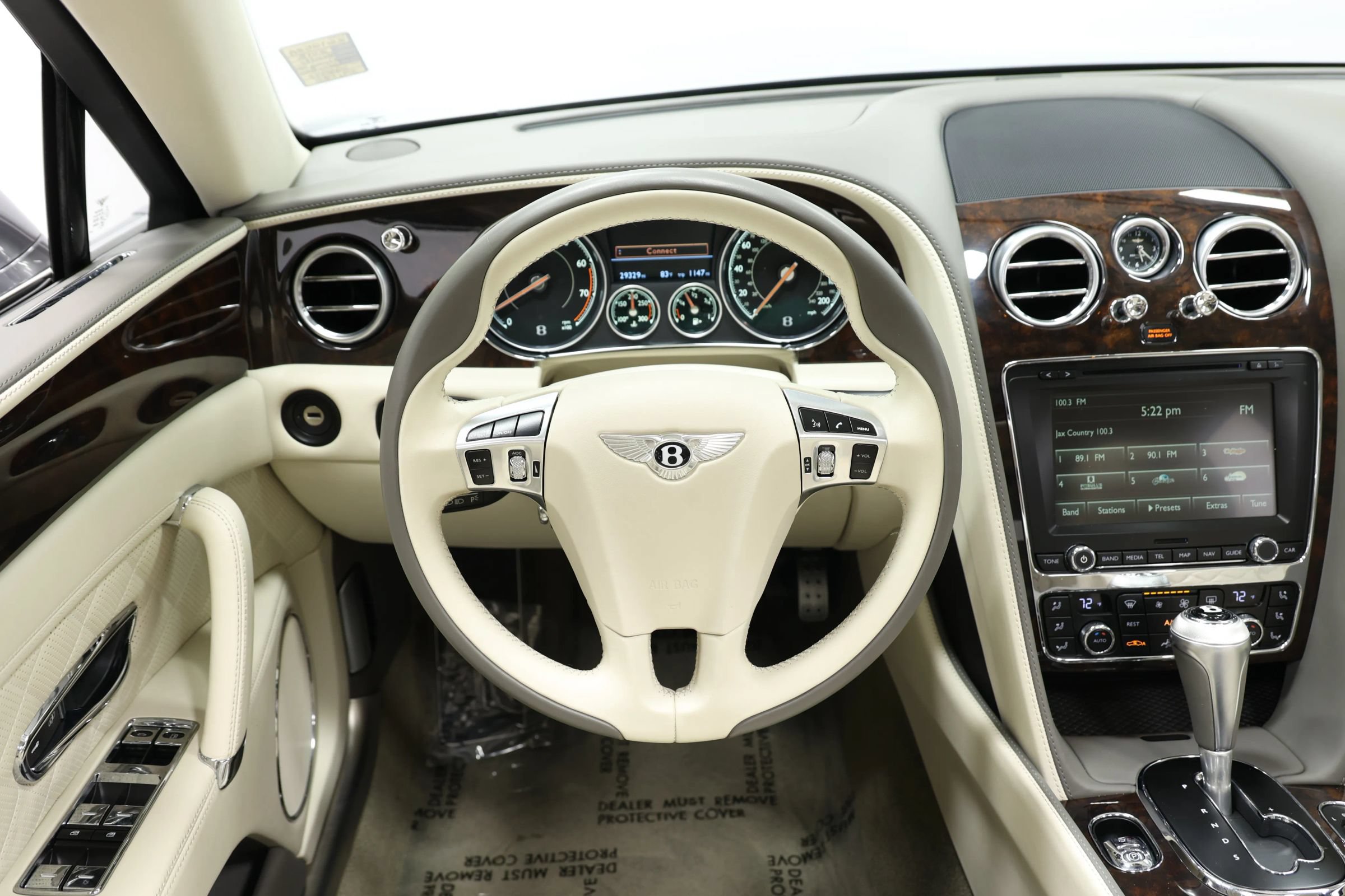 Used 2018 Bentley Flying Spur V8 AWD/4WD image 26