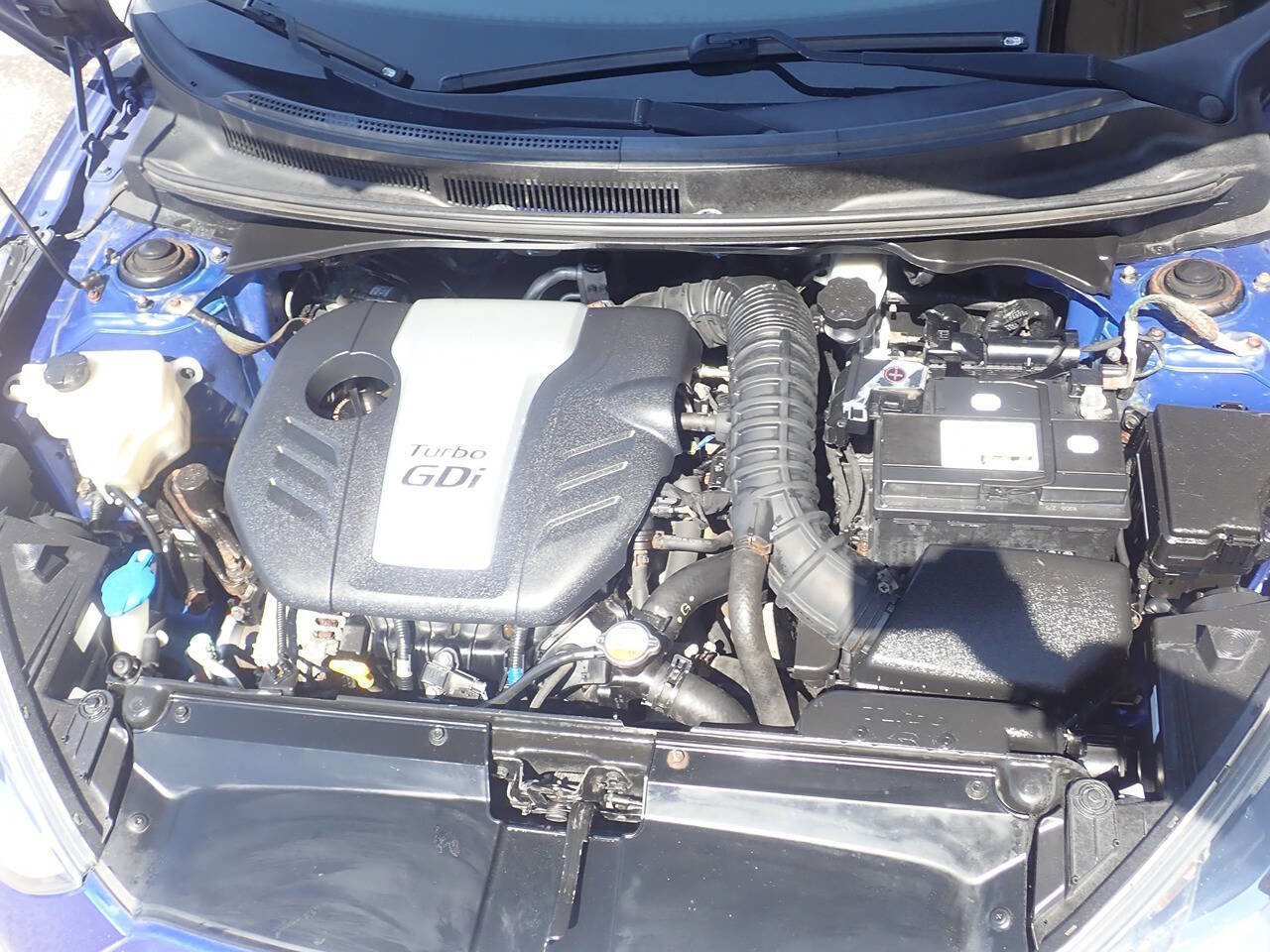 Used 2013 Hyundai Veloster Turbo FWD image 34