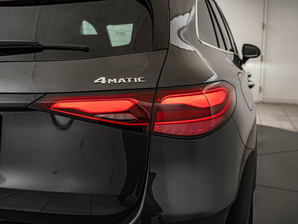 New 2026 Mercedes-Benz GLC 300 4MATIC image 14