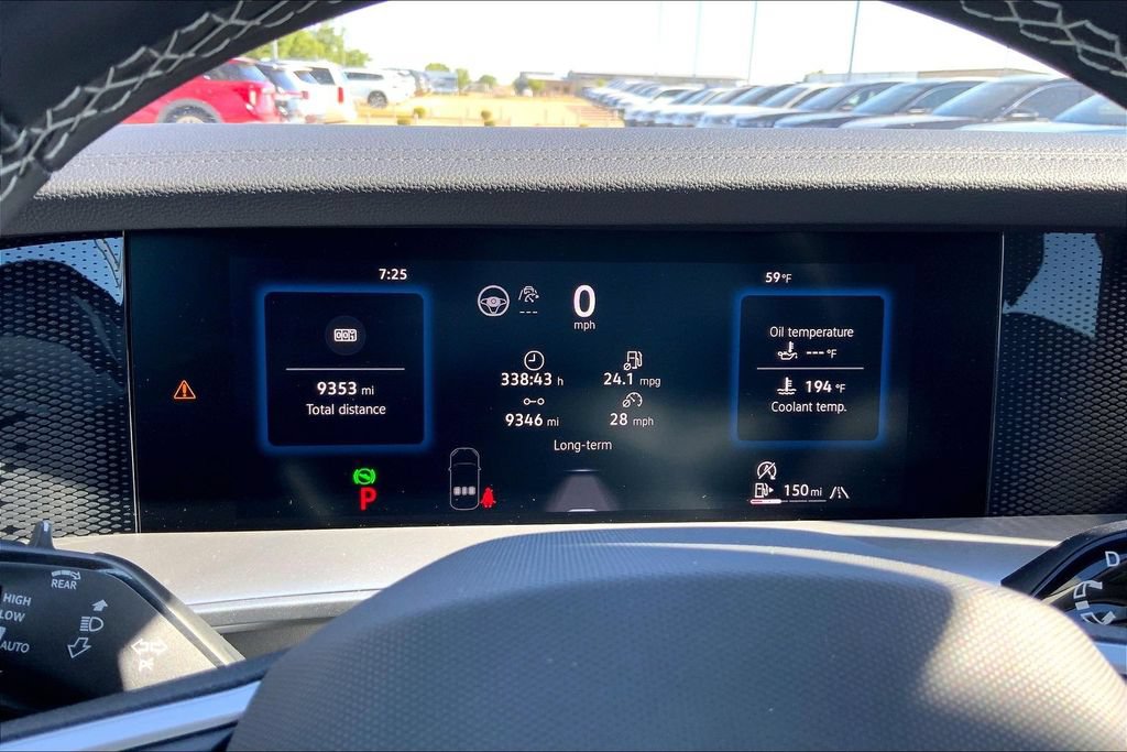 Used 2025 Volkswagen Tiguan SE AWD/4WD image 19