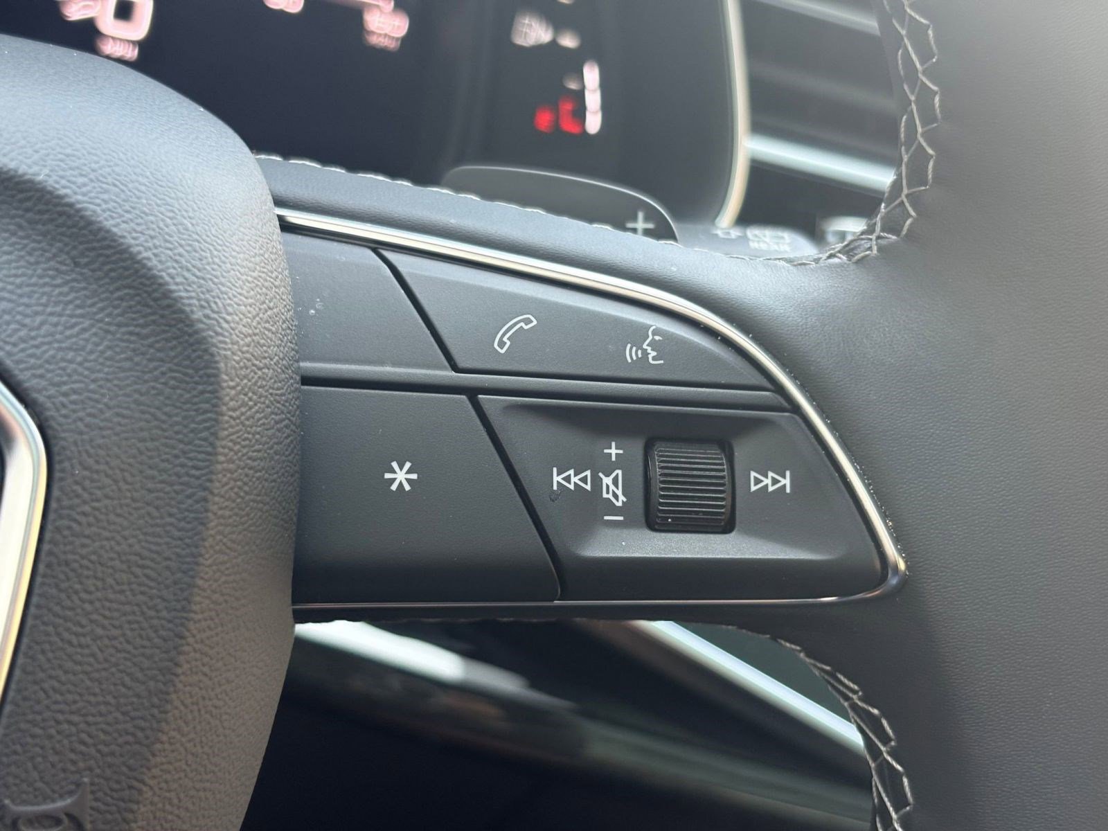 Certified 2025 Audi Q7 3.0T Prestige w/ Prestige Package image 30