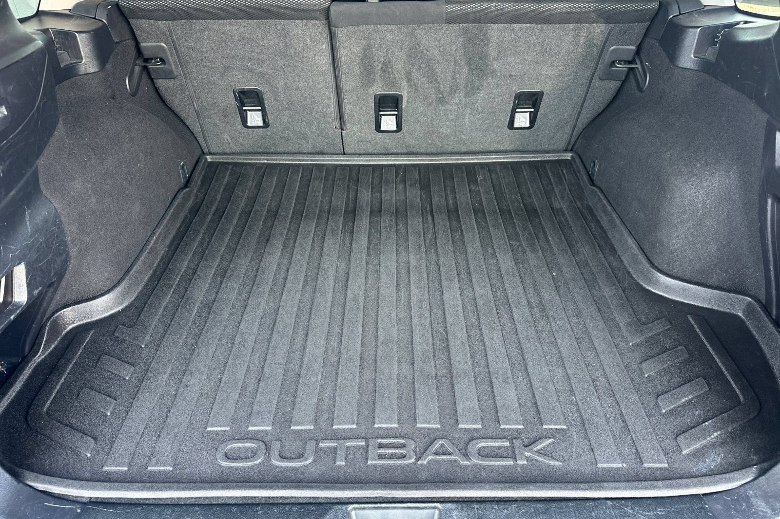 Used 2019 Subaru Outback 2.5i Premium AWD/4WD image 19