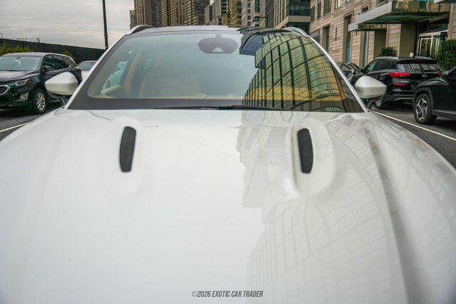 Used 2021 Aston Martin DBX image 63