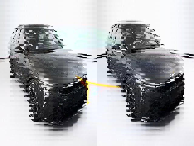 New 2025 Kia K4 GT-Line w/ GT-Line Premium Package image 3