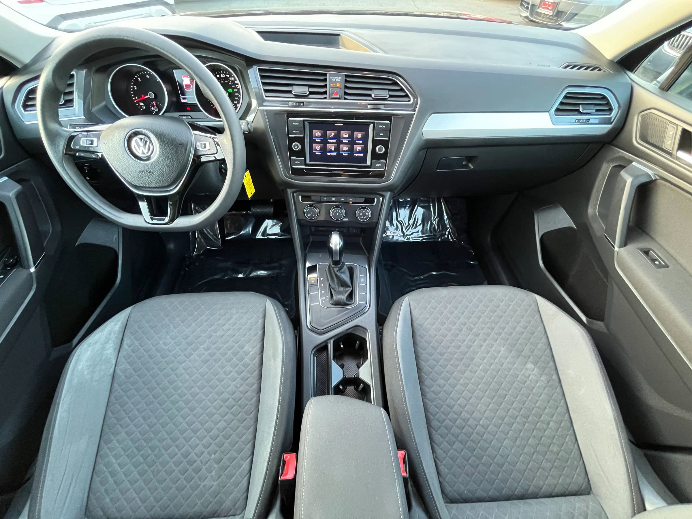Used 2020 Volkswagen Tiguan S FWD image 20