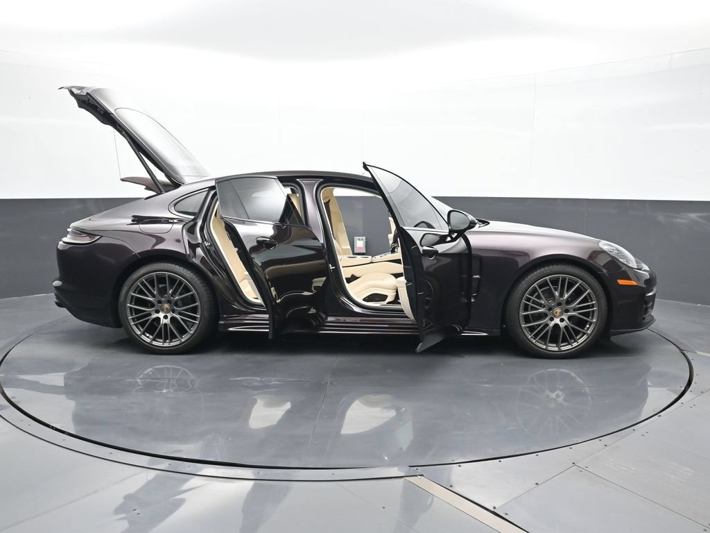 Certified 2023 Porsche Panamera 4 Platinum Edition AWD/4WD image 35