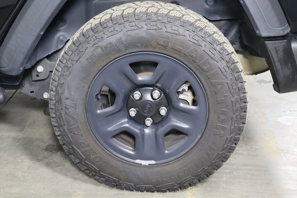 Used 2020 Jeep Wrangler Unlimited Sport image 35