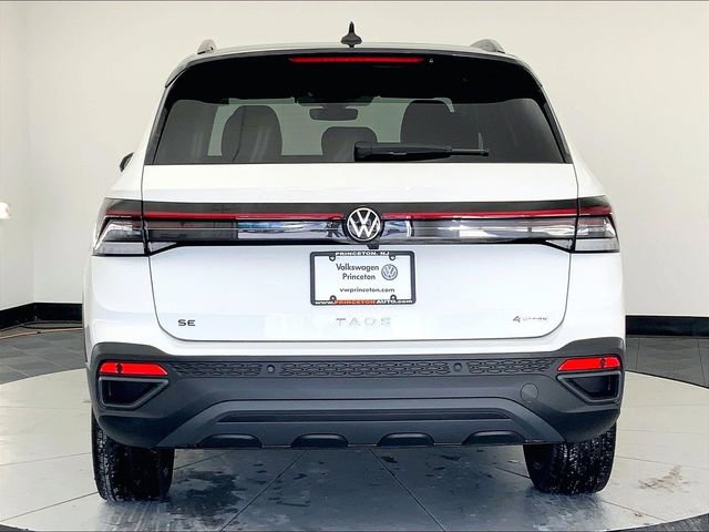 New 2026 Volkswagen Taos SE image 5