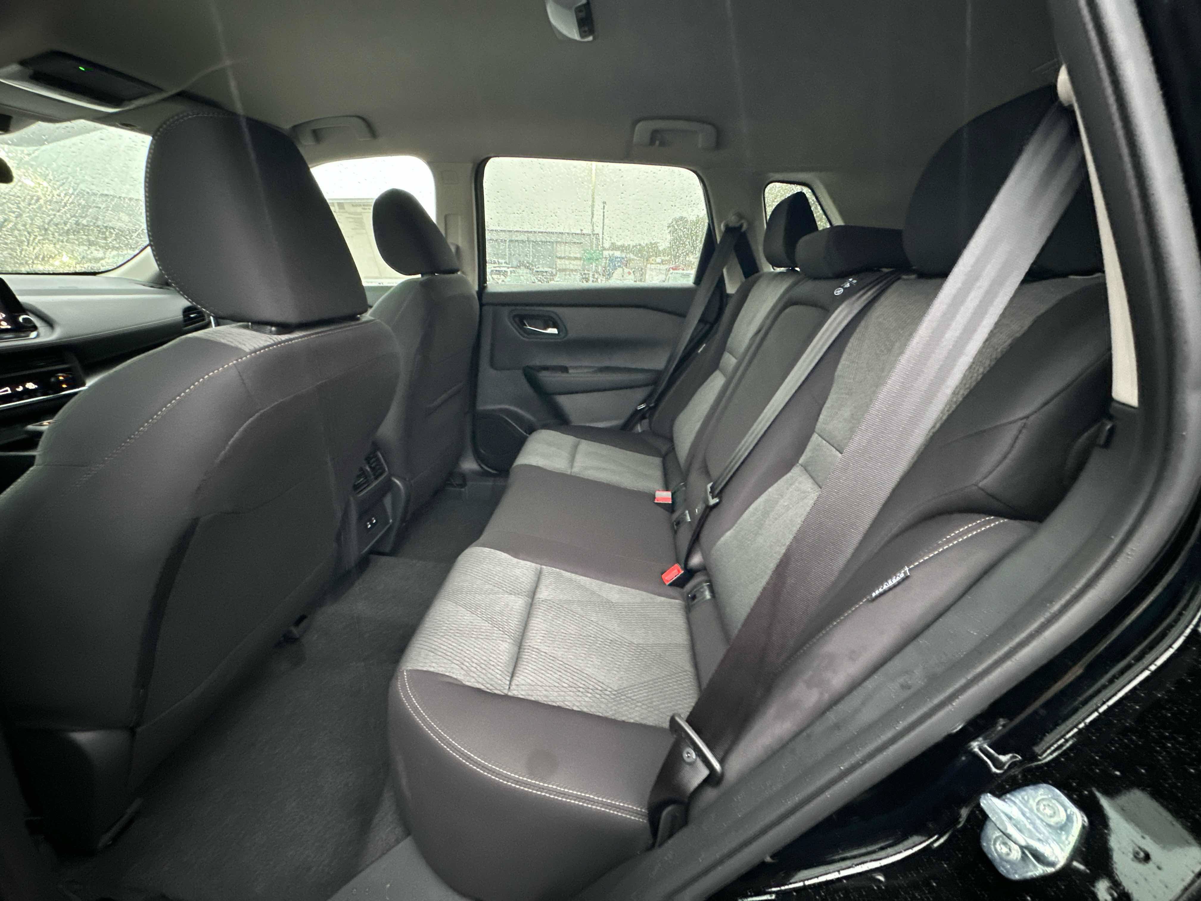 New 2027 Nissan Rogue SV AWD/4WD image 23
